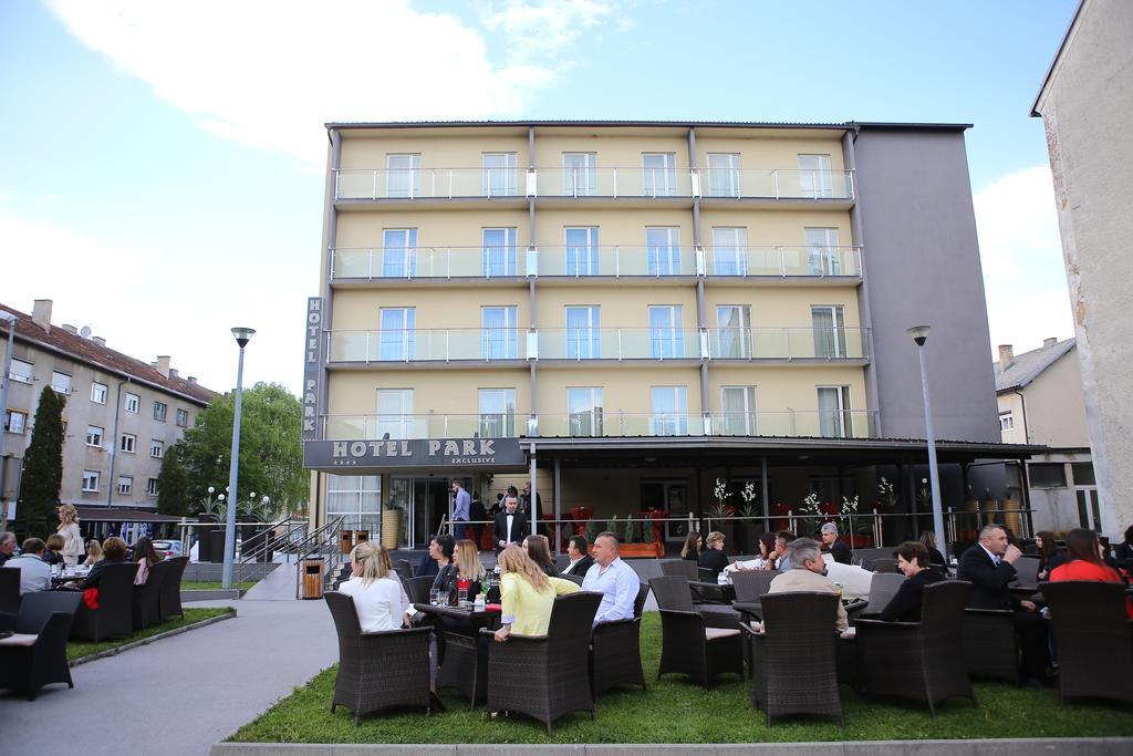 Hotel Park Exclusive Otocac Exterior photo